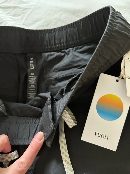 Vuori Women’s Ripstop Wideleg - Picture 4 of 5